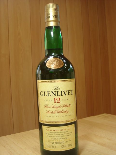 ザ・グレンリヴェット 12年 40度 750ｍｌ旧瓶 旧ラベル(平行品） - 酒