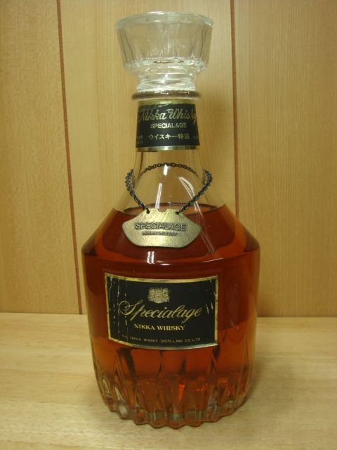 ウイスキー特級大丸 オリジナルスペシャルエイジ容量720 ml - 酒